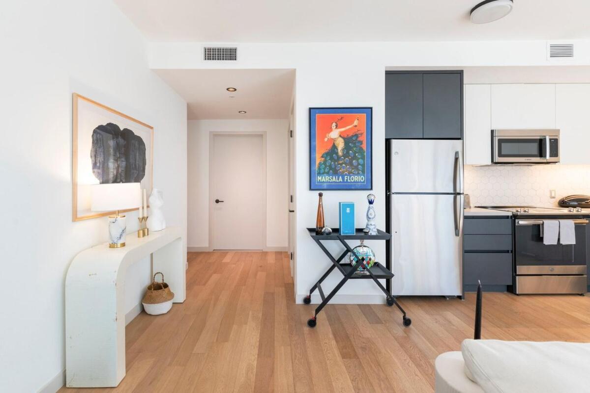 2Br Hollywood Luxurious Condo Лос-Анджелес Экстерьер фото