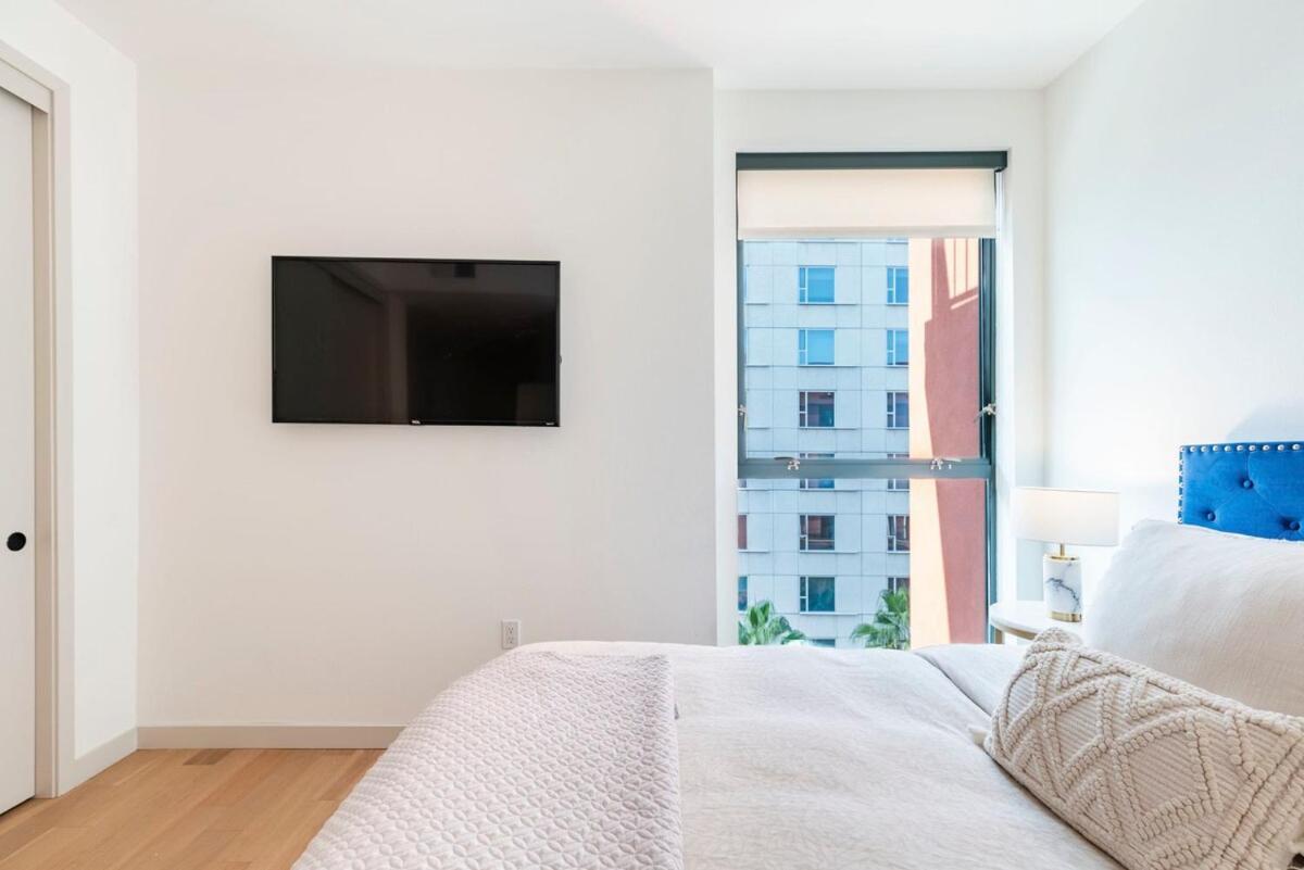 2Br Hollywood Luxurious Condo Лос-Анджелес Экстерьер фото