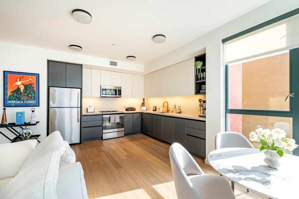 2Br Hollywood Luxurious Condo Лос-Анджелес Экстерьер фото